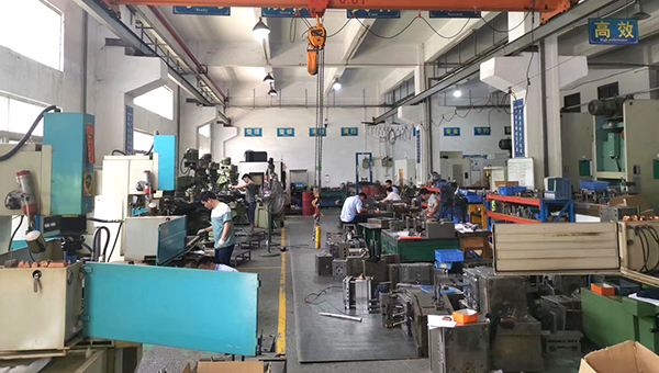 堅持布局製造產業,深圳色多多在线观看免费五金提供“定製化”解決方案